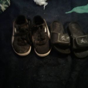 Boys shoes